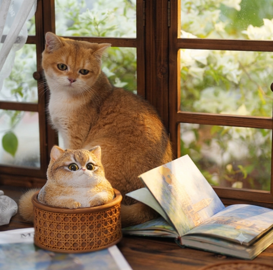 Petlyx | Sanat ve Sevimlilik Bir Arada: Dekoratif Kedi Heykeli
